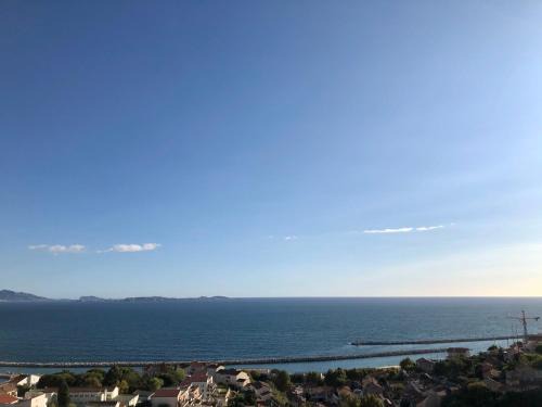 L'Estaque Apartment | Superbe terrasse avec vue panoramique sur la mer
