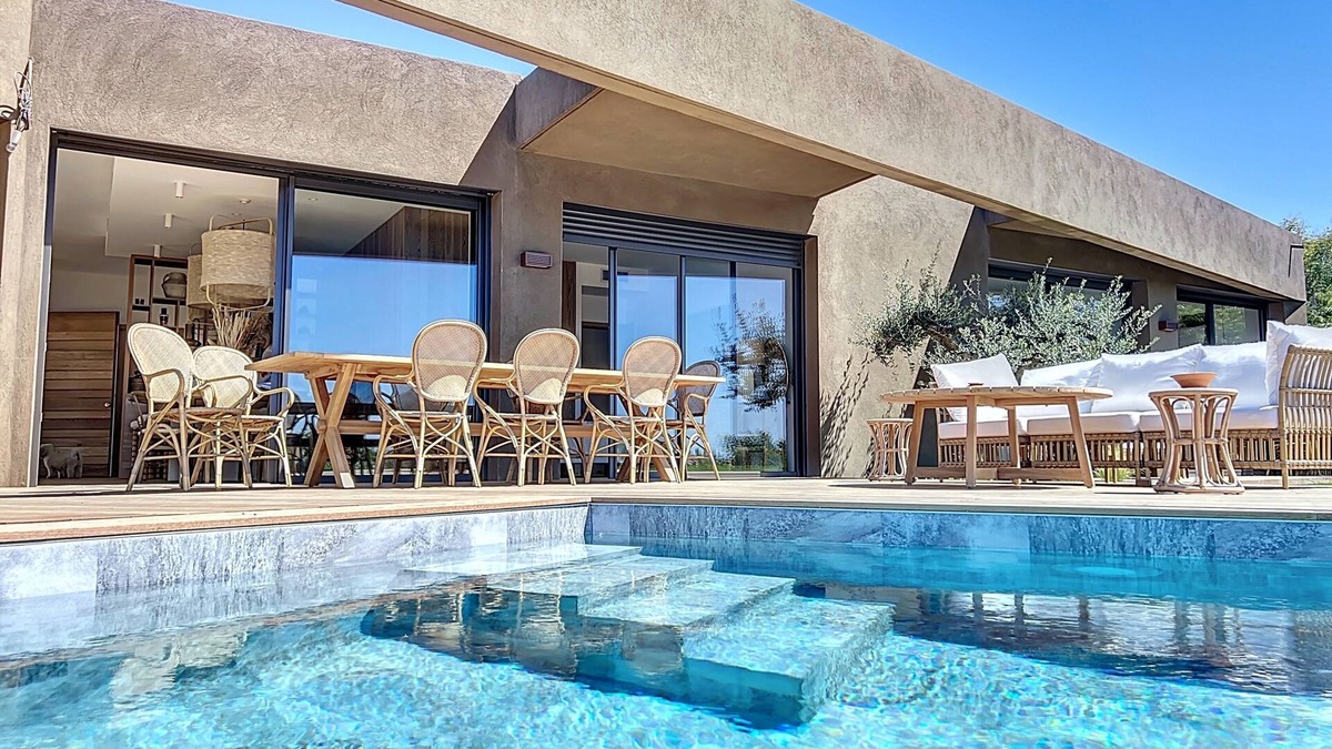 Marine de Davia Villa | Superbe Villa vue Mer, Piscine Chauffée, Terrain de Pétanque