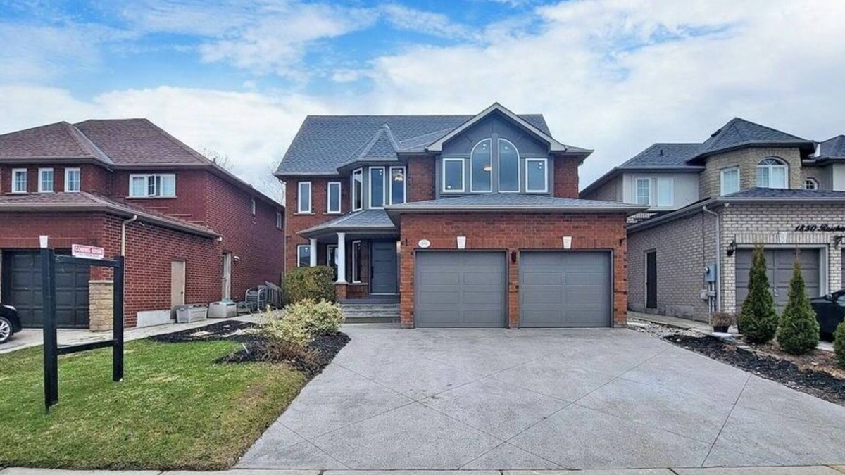 Pickering House | Superhouse for all!