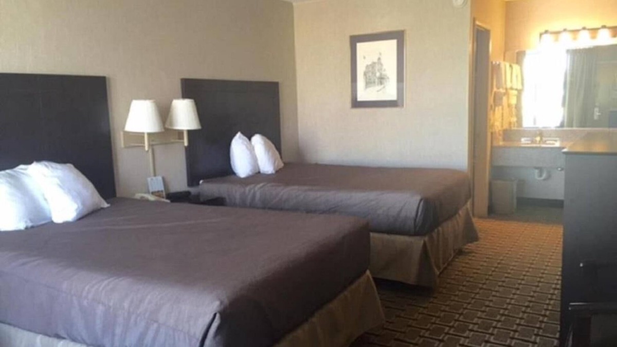 Pennington Bend Hotel | Superior 2 Double beds