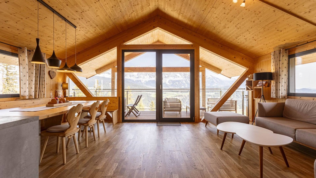 Pichl-Preunegg Ski Chalet | Superior Chalet # 02 with sauna & bathtub inside
