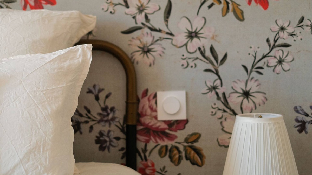 Le Fresne-Camilly Bed & Breakfast | Superior double room with garden view - l'Elégante