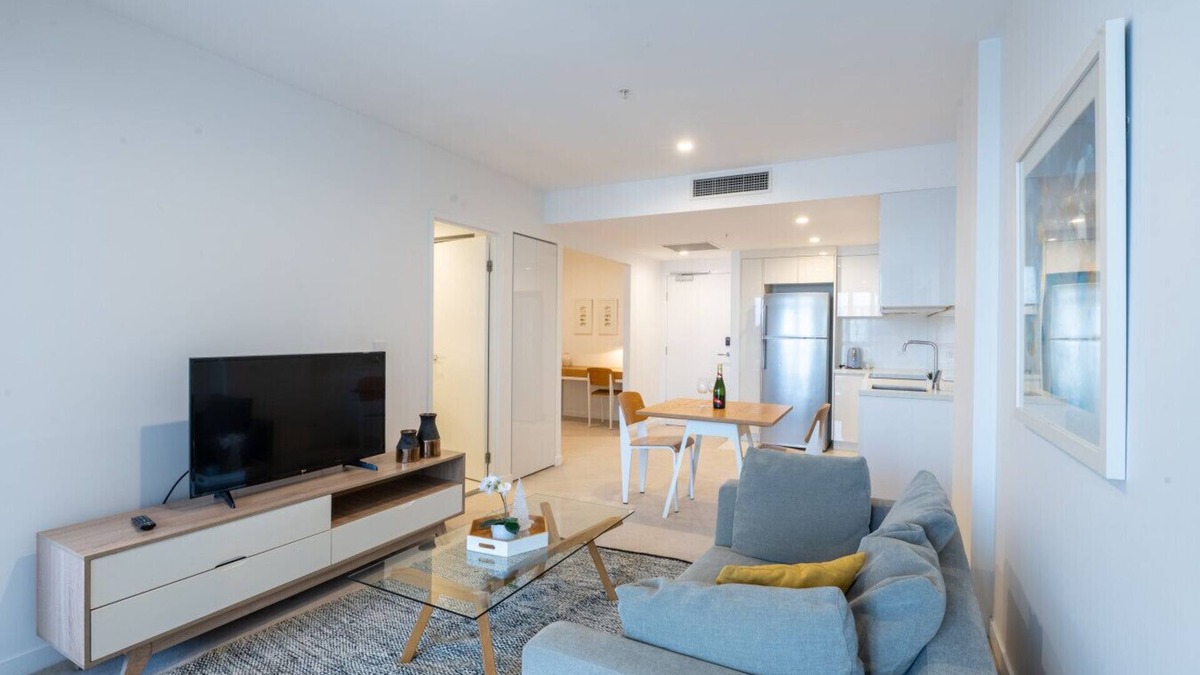 Toowong Apartment | Superior One Bedroom Apartment