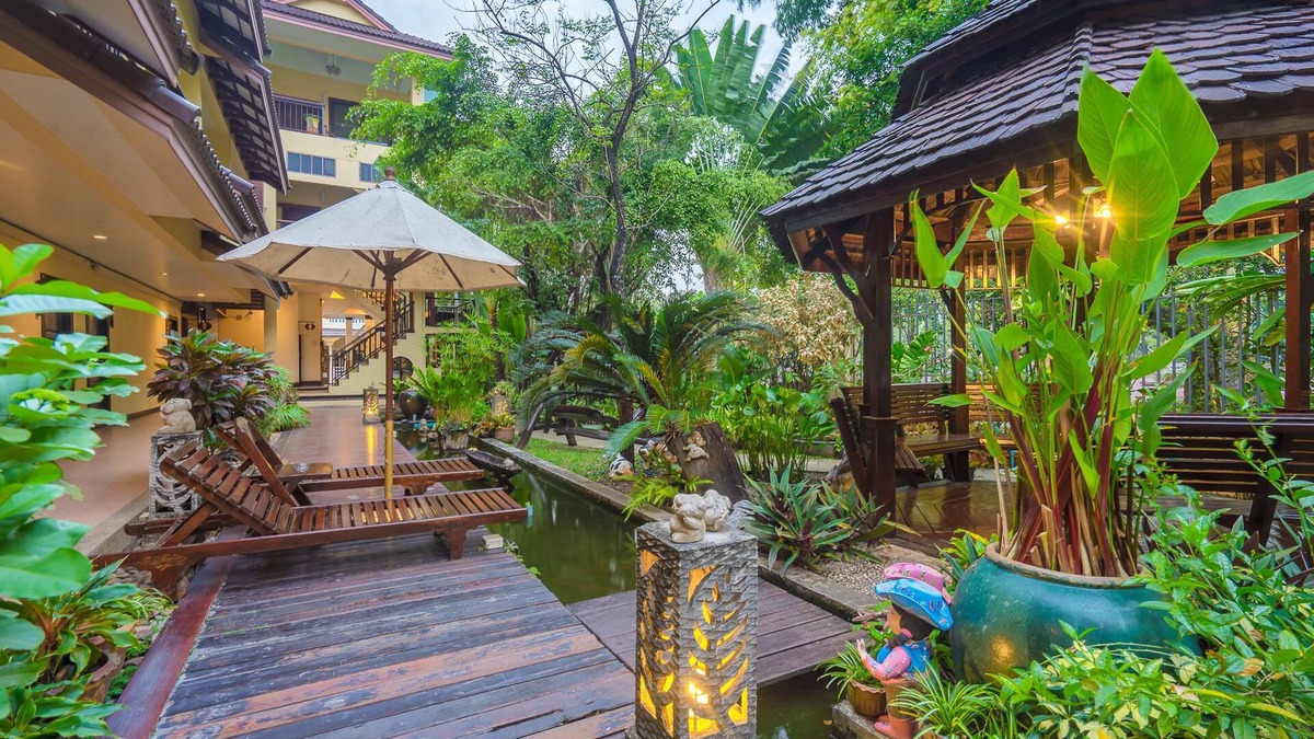 Khlong Song Ton Nun Hotel | Suphan Lake Hometel