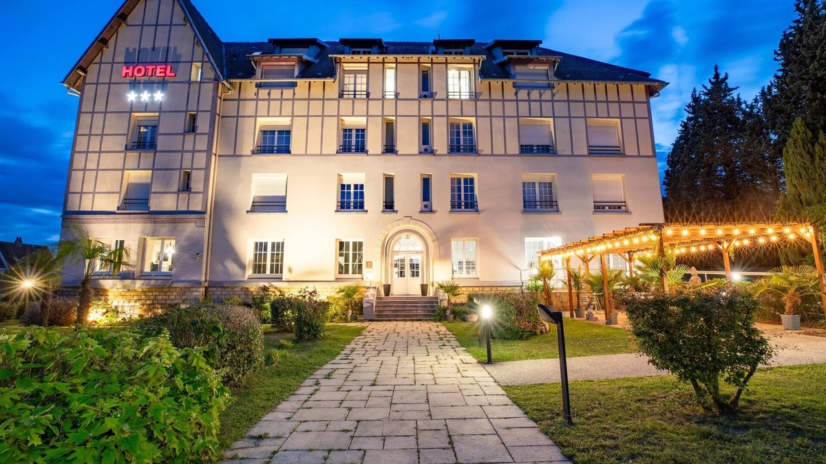 Notre-Dame-de-Gravenchon Hotel | Sure Hotel by Best Western Port Jérome - Le Havre
