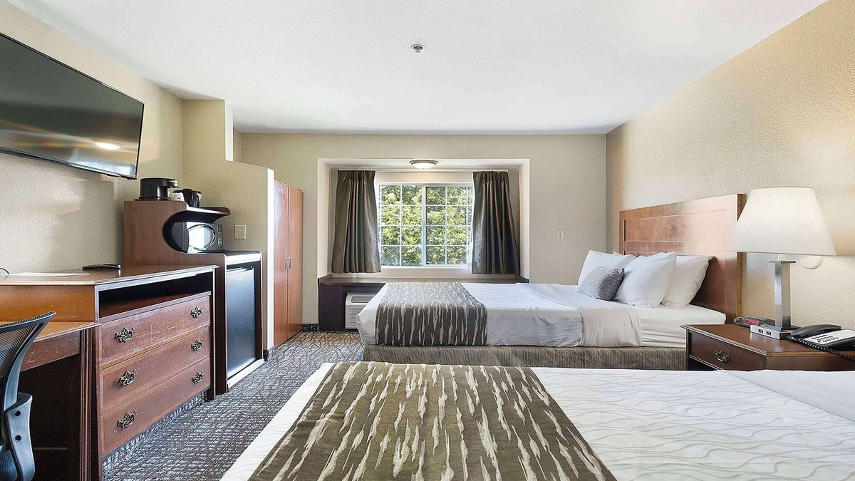 Rocklin Hotel | SureStay Plus Hotel by Best Western Rocklin