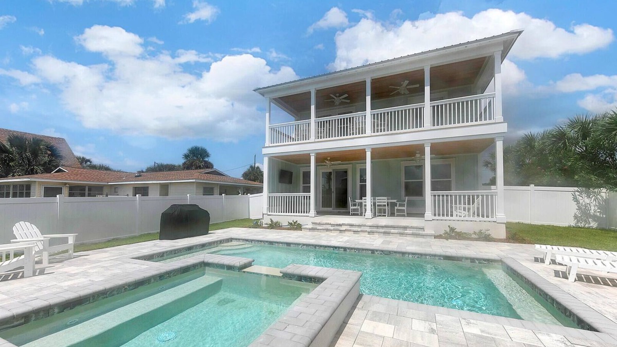 Laguna Beach Estates House | Surf-N-Santa, 6 BR/4 BA, Private Pool with Hot Tub, West End PCB, Sleeps 18