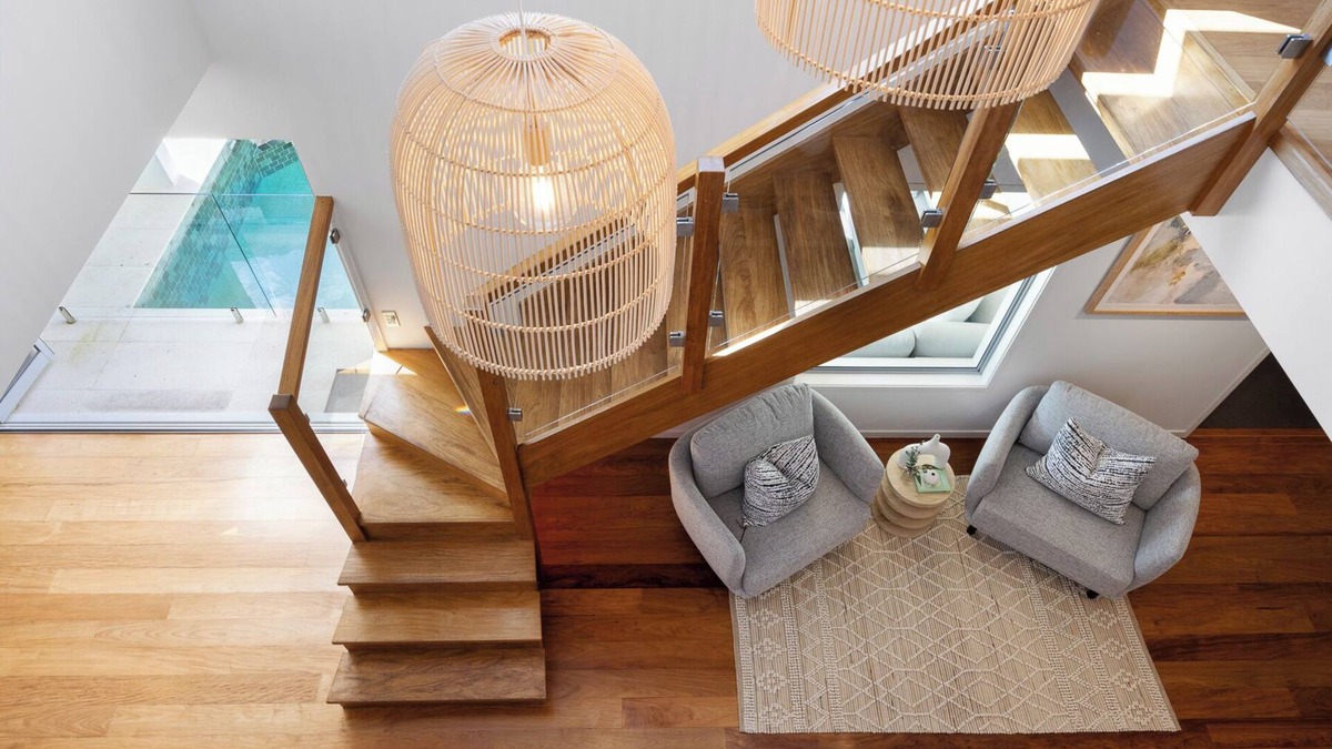 Mount Coolum House | Surfside Villa - walk to the beach