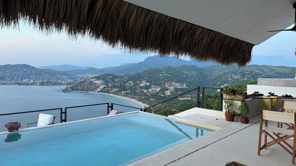 Cerro del Vigia House | Surround yourself with Unsurpassed Ocean, Bay, Beach, Mountain, and city views