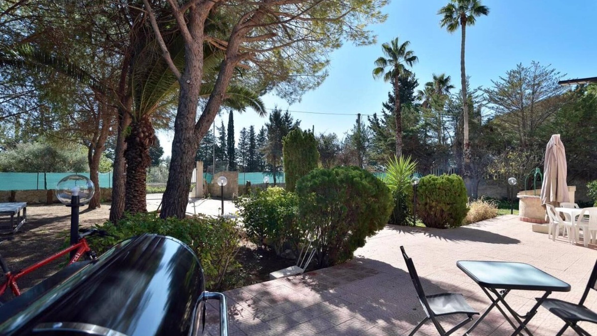 Gallina Villa | Surrounded by greenery in total relaxation and a 5-minute walk from the sea