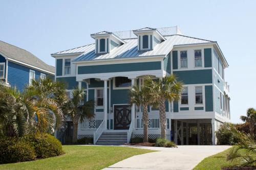 Caswell Beach House | Surviving Stress by Oak Island Accommodations