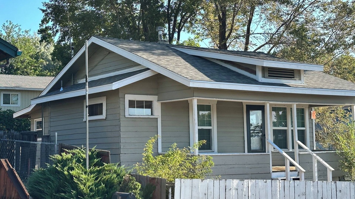 Susanville House | Susanville Mountain View close to Bizz Johnson Trail