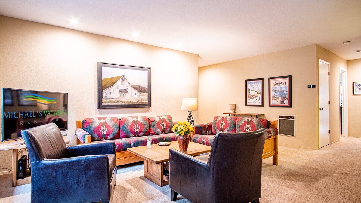 River Run Condo | SV145 - Walk to Lifts & Town - Hot Tub & Pool