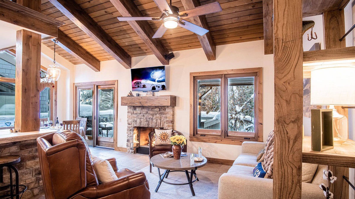 River Run Condo | SV154 - Walk to Lifts & Town - Hot Tub & Pool