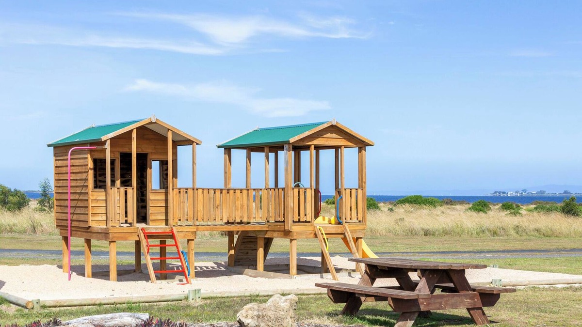 Swan Bay Hotel | Swan Bay Holiday Park
