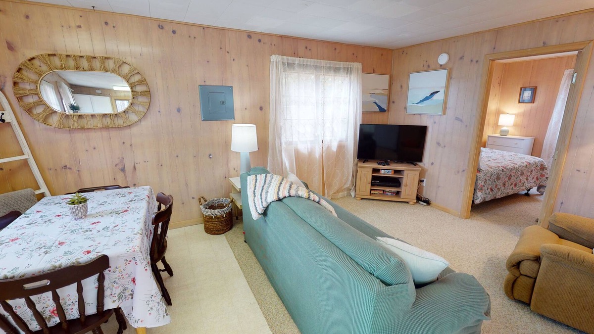 Burt Lake Cottage | Sweet 2BRM + 1BATH COTTAGE with Lake Access + Mooring! FISH! BOAT!
