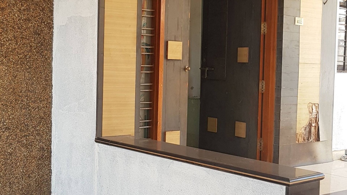 Nashik House | Sweet bunglow at the centre of the city