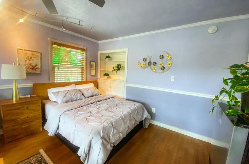 Arden-Arcade House | Sweet Home with Ample Parking Only 2mins to Freeway
