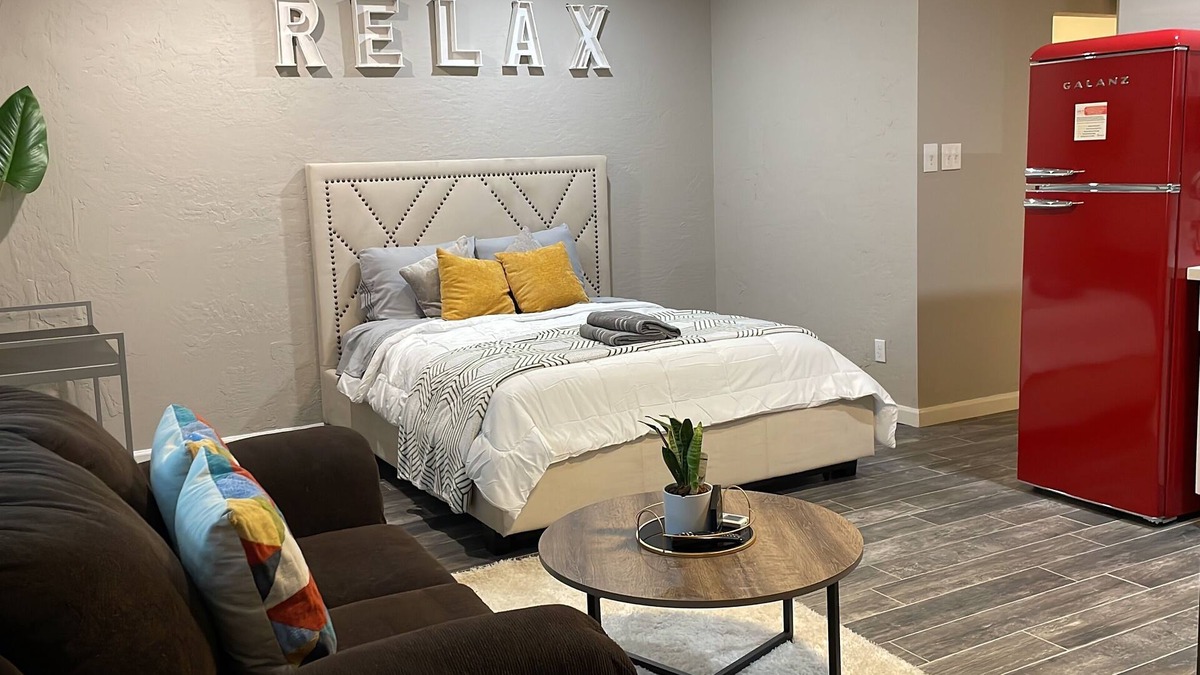 Alhambra Apartment | Sweet Studio on Glendale