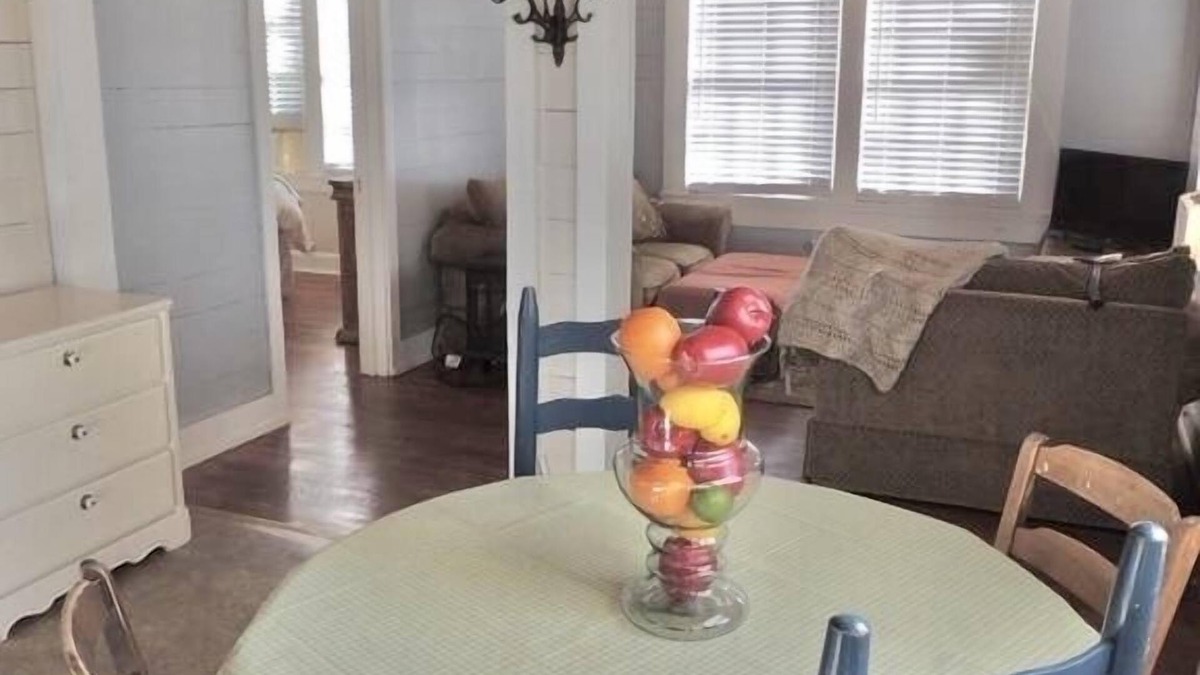 Bryan Other | SweetChick Farmhouse, slight country feel with close city convenience.