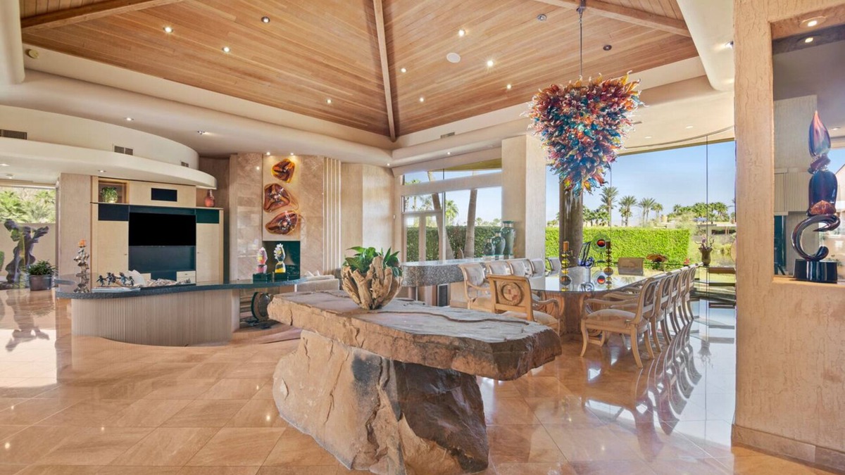 La Quinta House | SWIM UP POOL BAR/SPA, POOL TABLE,6 EN SUITES, PING PONG, PUTTING GREEN 227370
