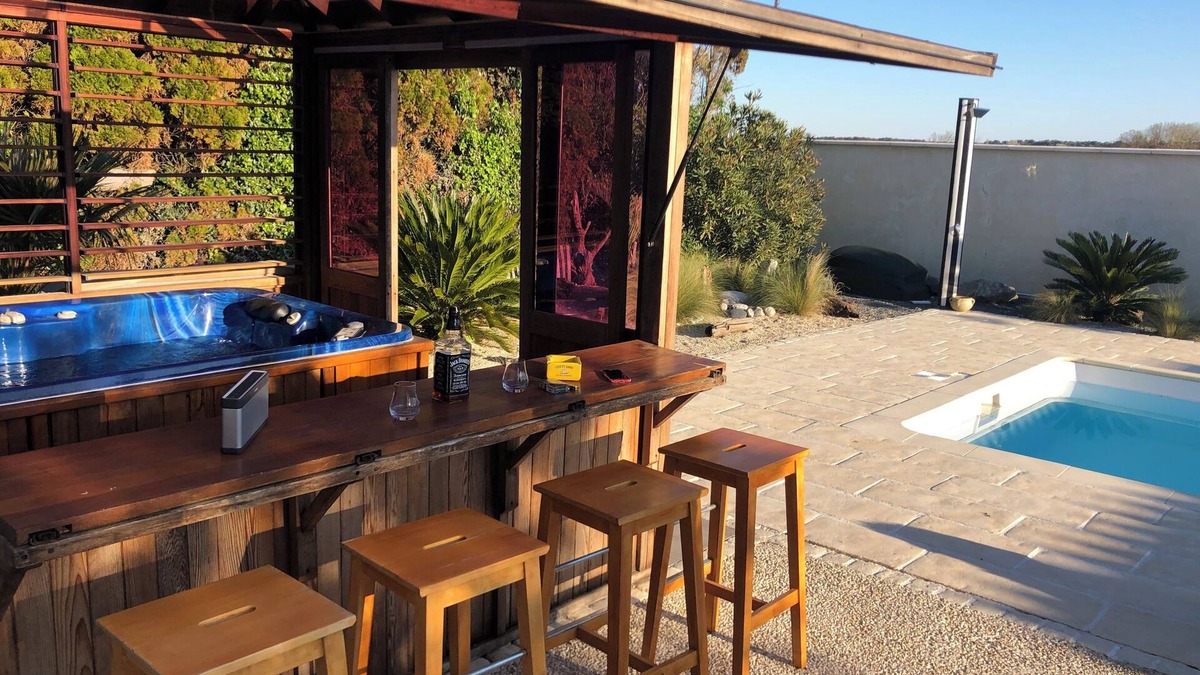 Saint-Georges-de-Didonne House | SWIMMING POOL AND JACUZZI 2KM FROM THE BEACH