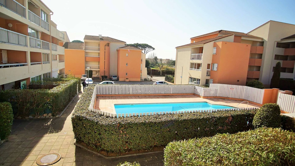Tamaris Apartment | Swimming pool, balcony, facing south, sleeps 4.