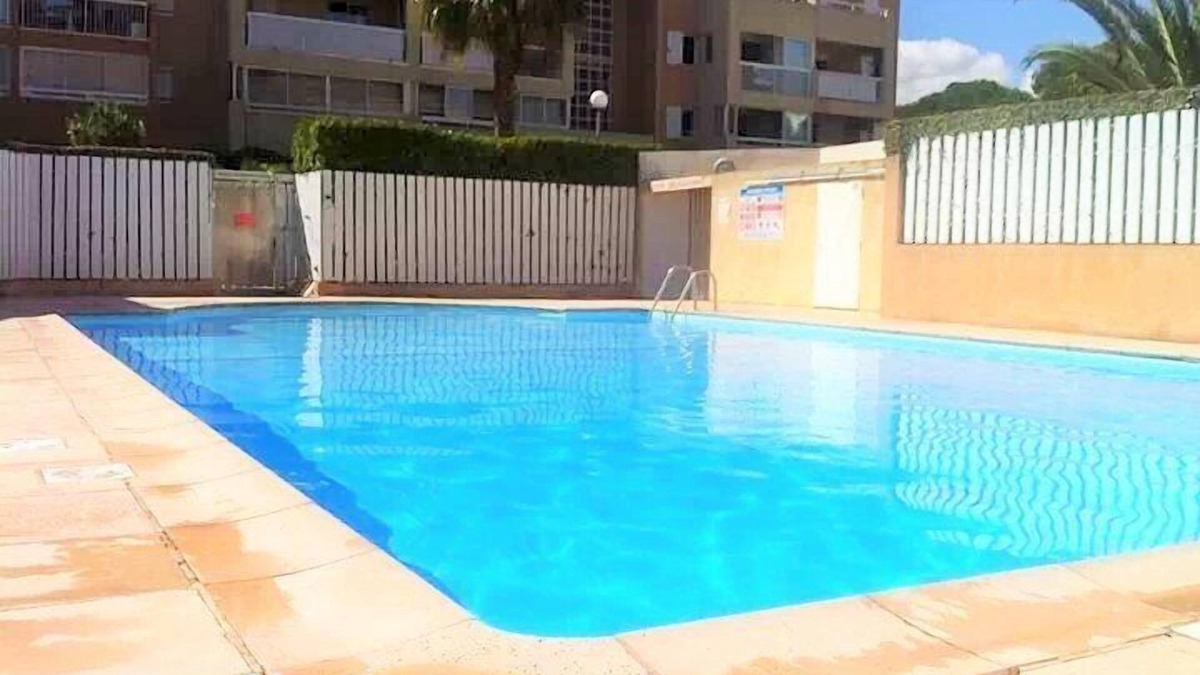 Tamaris Apartment | Swimming pool, nearby beaches, internet and private parking