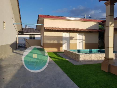 Krubong House | Swimming pool with 5 bedroom house Full AC near Stadium Hang Jebat