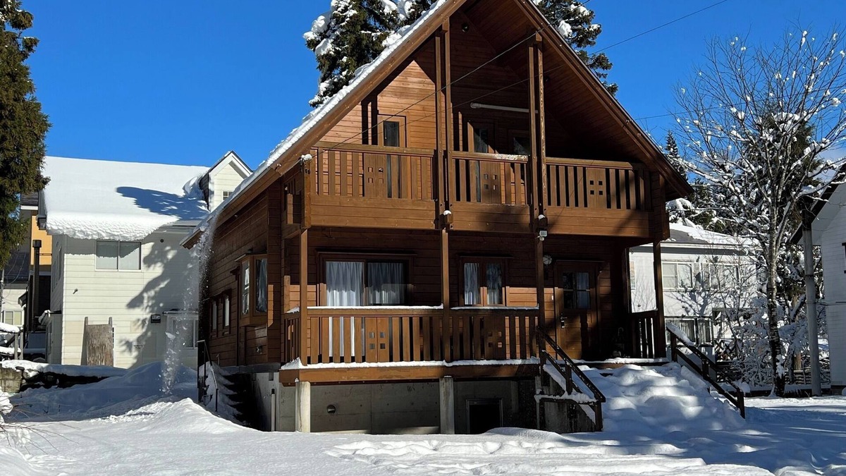 Iida House | Swiss Chalet Hakuba 3LDK 7person rental villa/Kitaazumi-gun Nagano