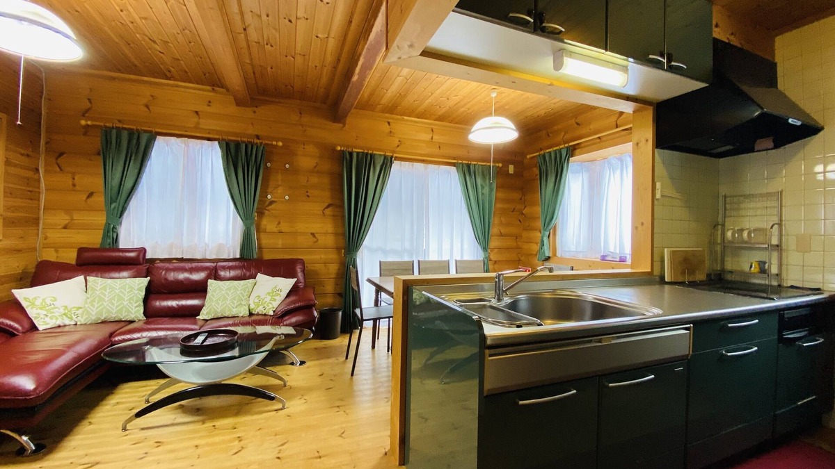 Iida Cottage | Swiss Chalet Hakuba