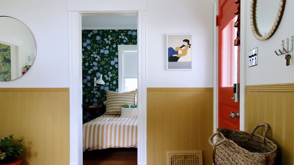 South Central Omaha Cottage | Swiss-Modern 1918 Cottage in Aksarben