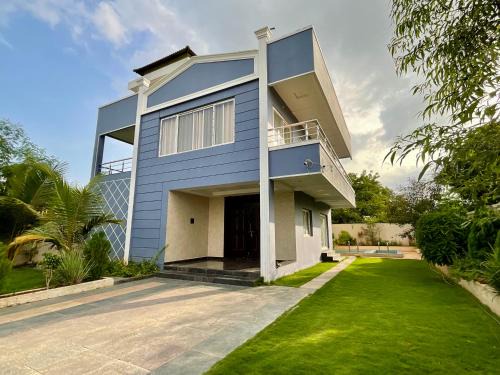 Hyderabad House | Swiss Villa by Evearea