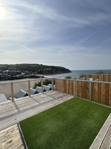 Aberporth Apartment | Swn Y Mor - Sound of the Sea - by Aberporth Beach Holidays