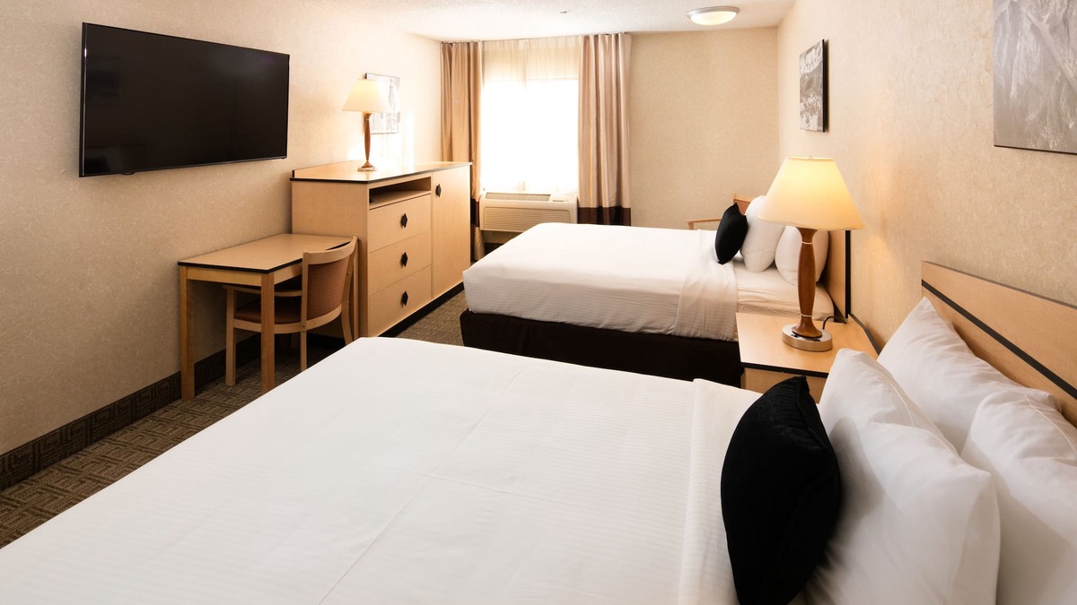 Aurora Hotel | SYLO Hotel Denver Airport, a Ramada by Wyndham