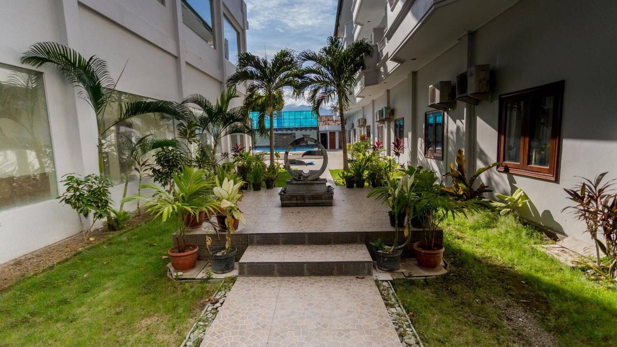 Maumere Hotel | Sylvia Hotel Maumere