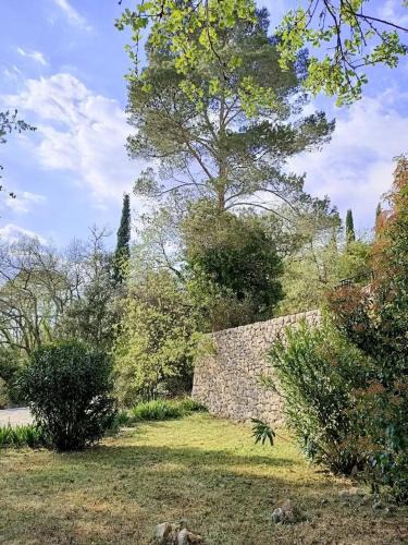 Entrecasteaux House | Sympathique Maison au Soleil & Quartier Calme !