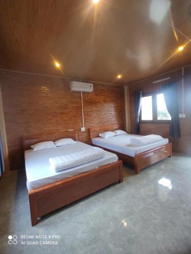 Quan Tom Hotel | Tổ Homestay
