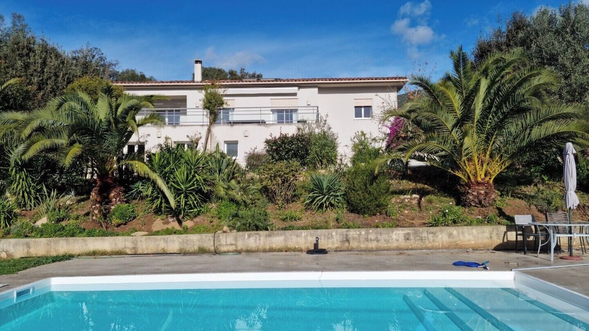 Afa Villa | T2, air-conditioned ground floor villa in la Campagne, near Ajaccio, 8/4 m pool.