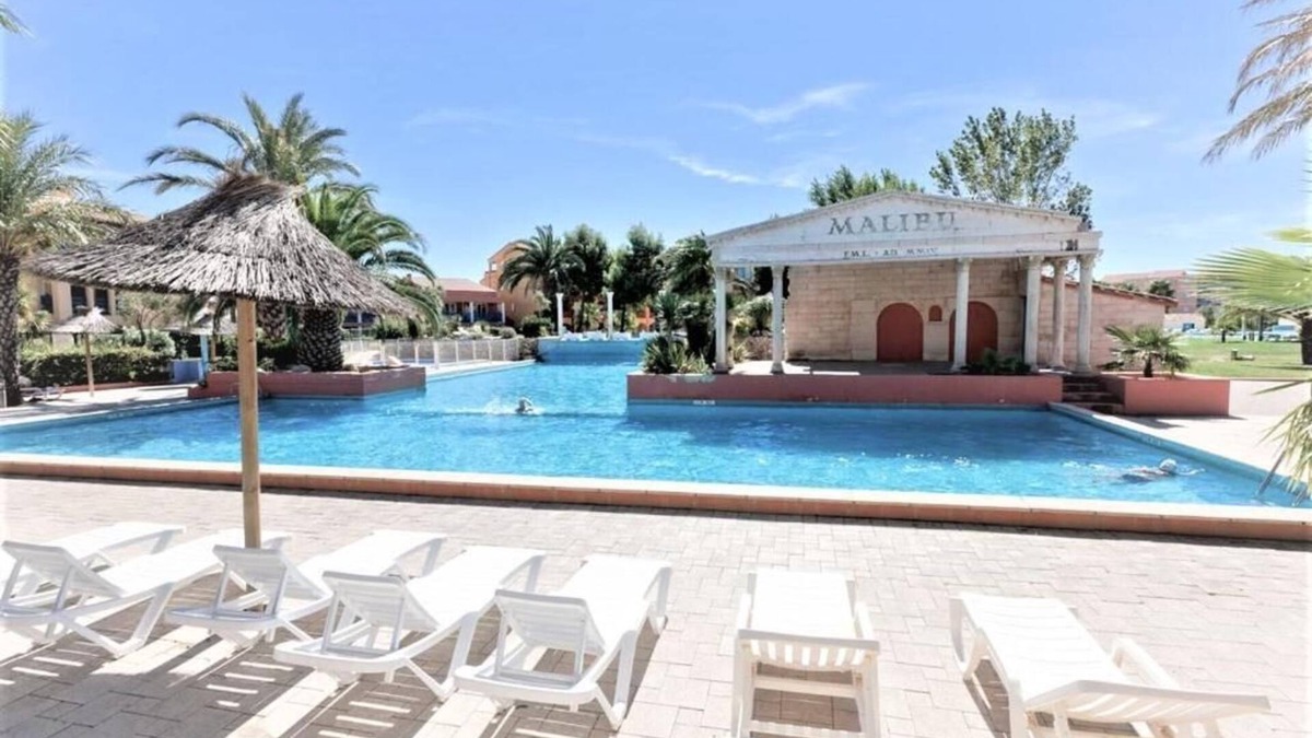 Les Hauts de Canet Apartment | T2 apartment with parking and swimming pool in the residence 5min from the beach