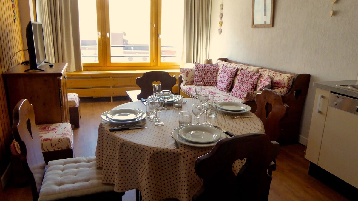 Val Claret Apartment | T2 apartment * comfortable and bright with beautiful views of the slopes