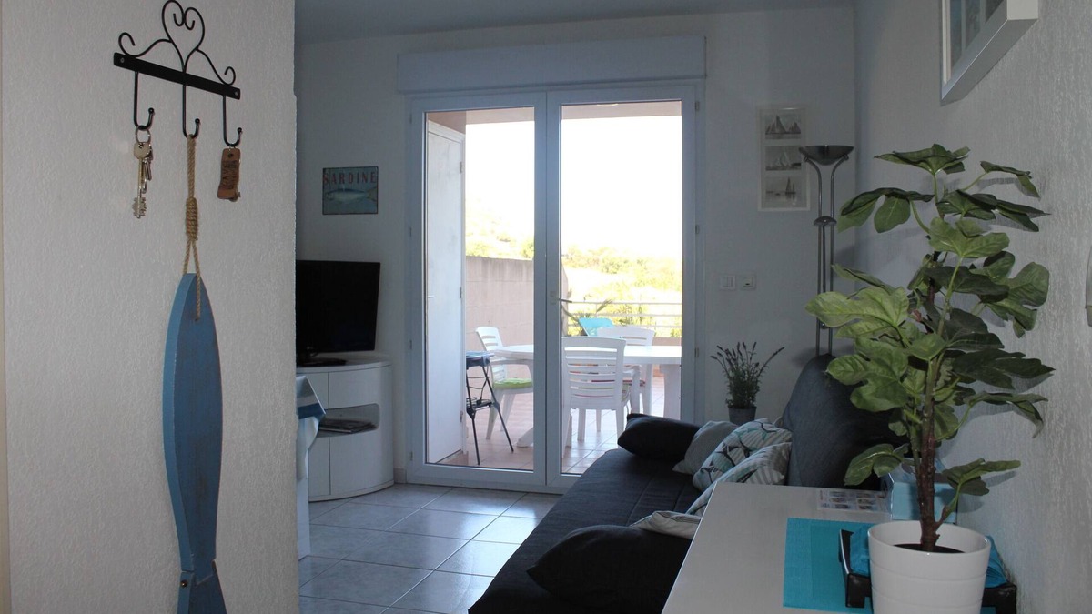 L'Ile-Rousse Apartment | T2 apartment in residence near beaches and town center in Ile-Rousse Corsica