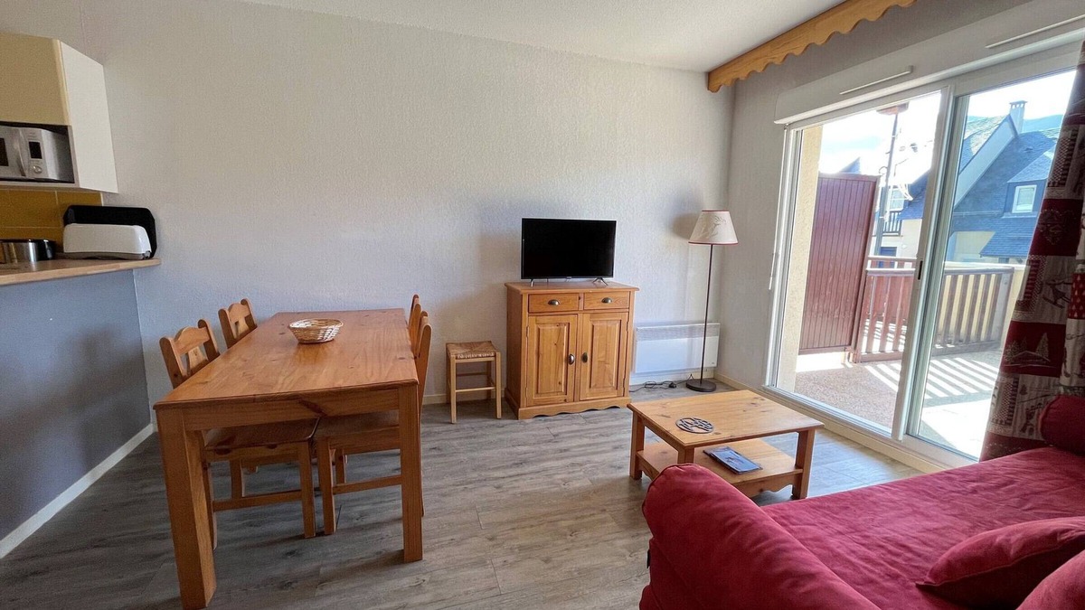 Germ Apartment | T2 Apartment with terrace and Spassio access, near slopes, 6 people, pet-friendly
