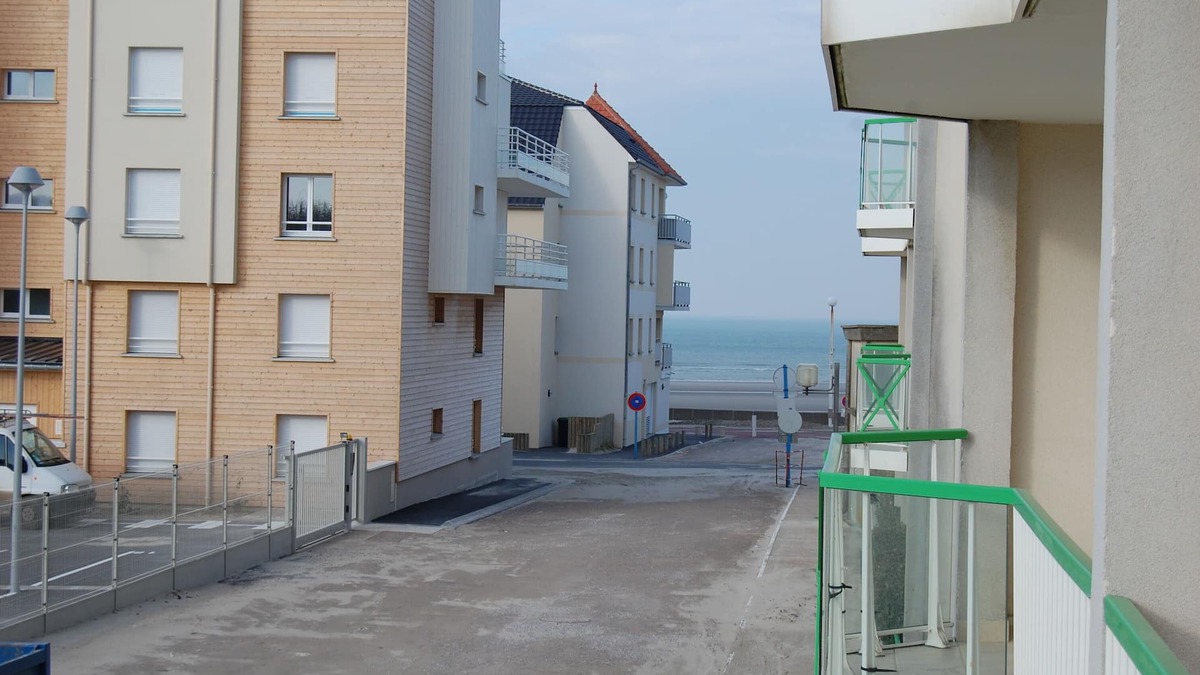 Fort-Mahon-Plage Apartment | T2 cabin 48m2 - 4 pers any comfort - balcony expo SUD sea view