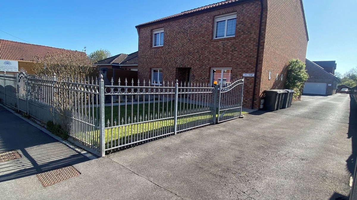 Saint-Amand-les-Eaux Apartment | T2 ground floor apartment 2.5kms from town center and casino