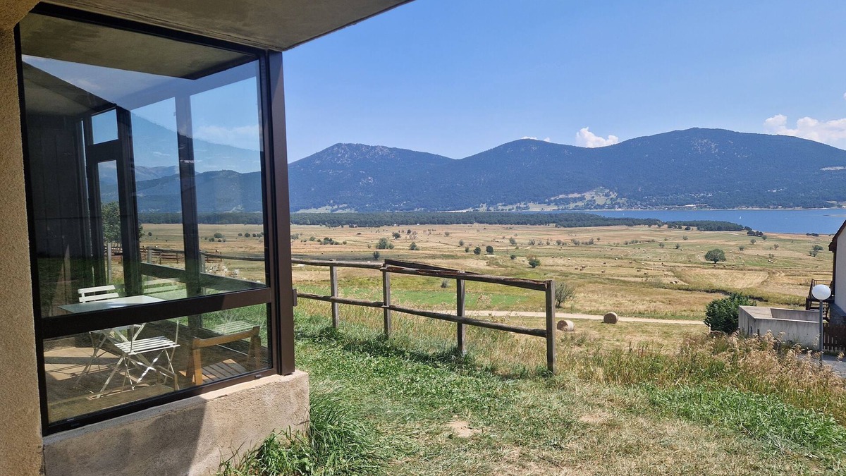 Les Angles Apartment | T2 lake view, near town center