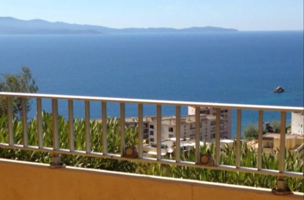 Ajaccio Apartment | T2 Sanguinaires calme et cosy, entre mer et maquis