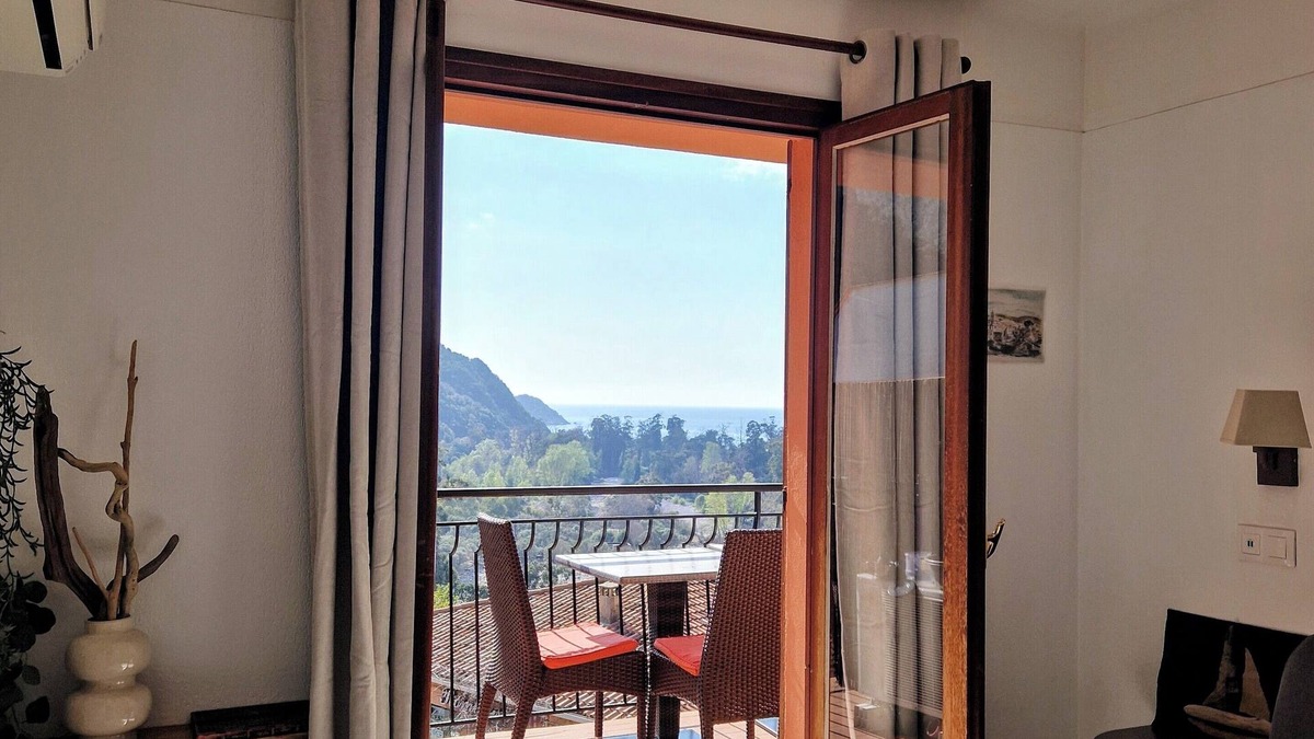 Porto Apartment | T2 sea & mountain view in the heart of the UNESCO-listed Gulf of Porto