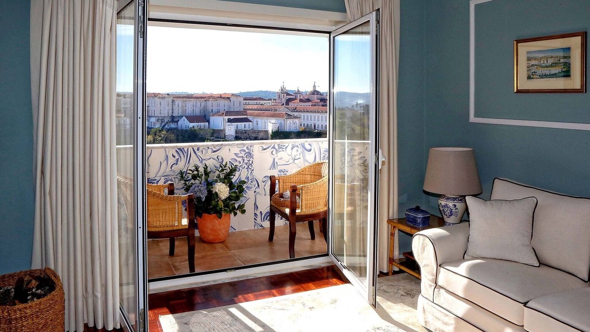 Coimbra Apartment | T2 with incredible views and parking