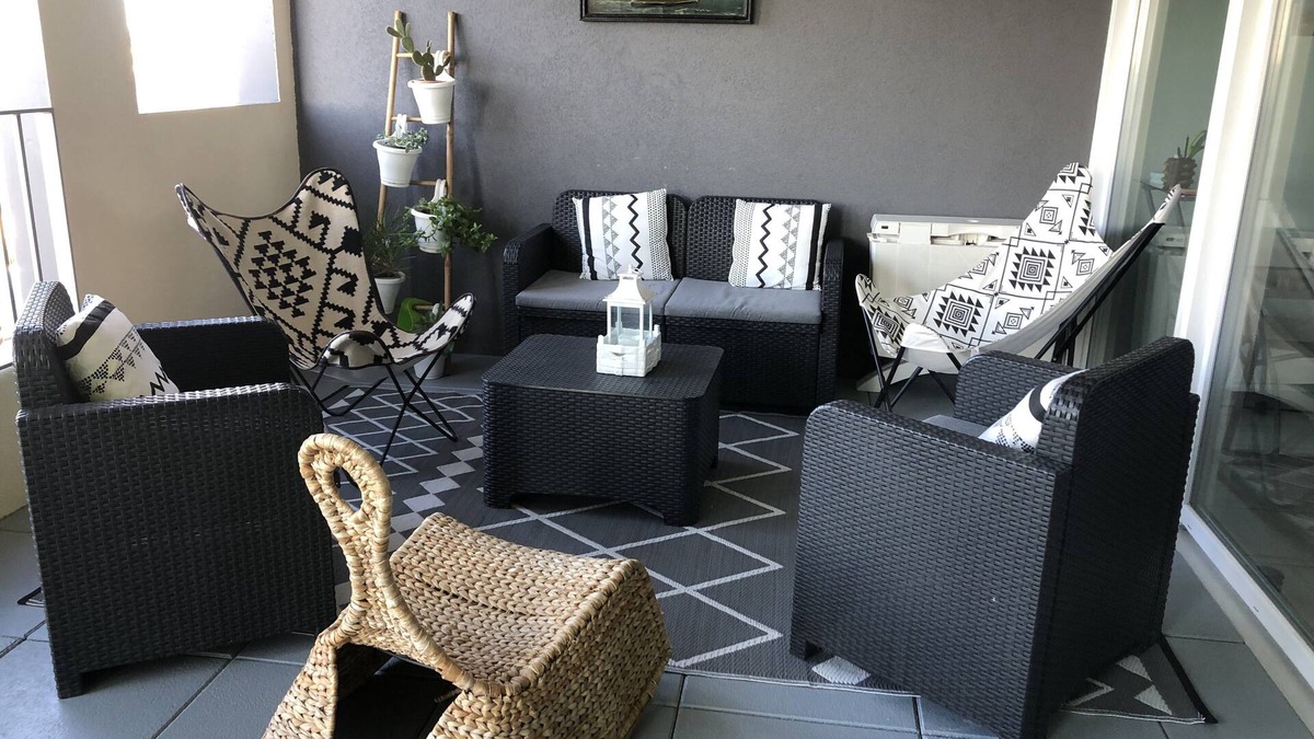 Sete Apartment | T3 air-conditioned near beach facing pond, panoramic covered terrace